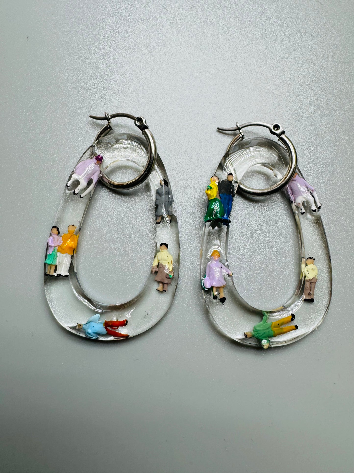 Milove Fam oval earrings