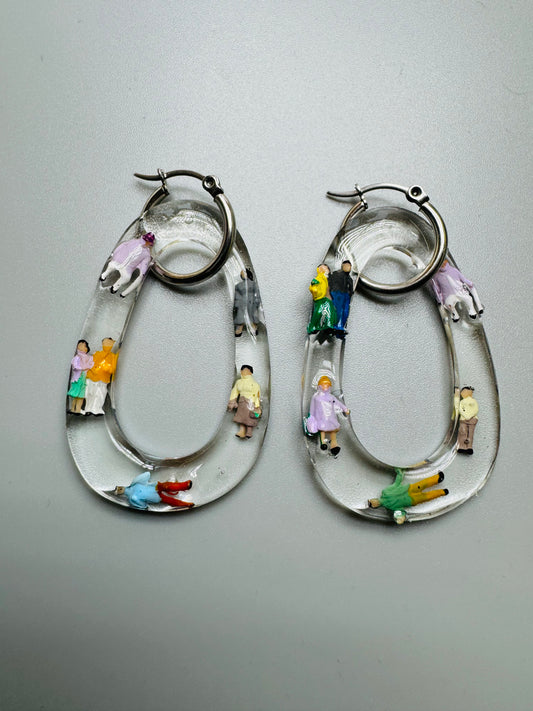 Milove Fam oval earrings